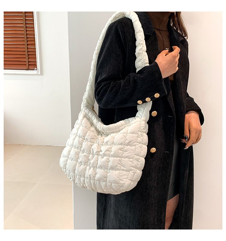 Elegant women's bag, bubble cloud pleated bag, large and large capacity new casual and versatile underarm bag, square embroidered thread crossbody bag_voghion.com