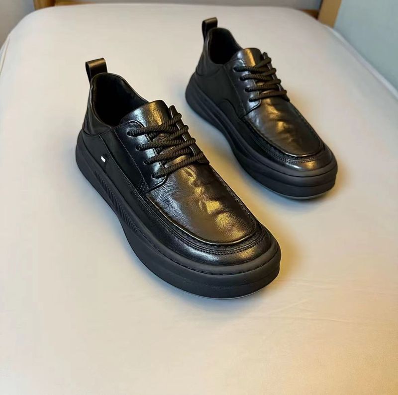 Sapatos de couro para vestido de negócios em bloco_voghion.com