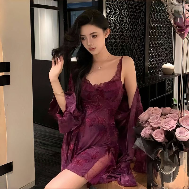 Purple Floral Deep V-strap Nightgown, Plus Size Sexy Lingerie With Sexy Lace Design, Outlining Curves For A More Charming Look-XL_voghion.com