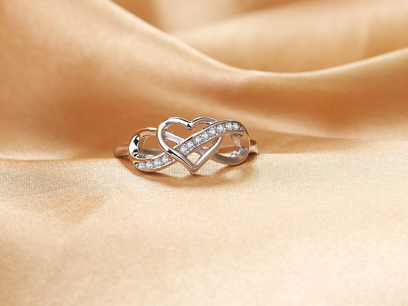 Fashion color separation electroplating hollow heart shaped infinity ring for women zircon jewelry_voghion.com