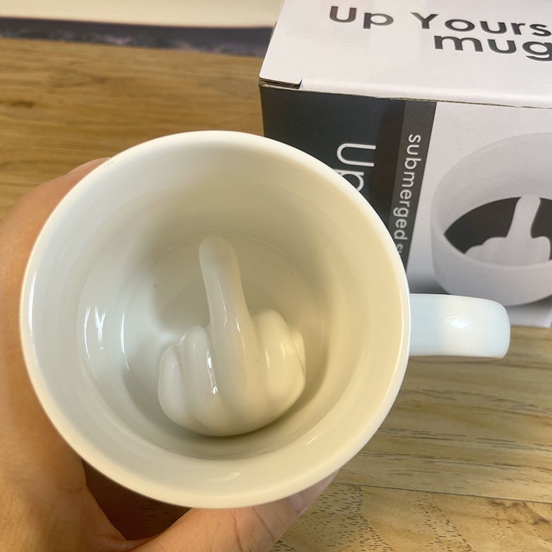 Middle Creative Ceramic Water Relief Design Finger Coffee Cup Large Capacity Office Mug_voghion.com