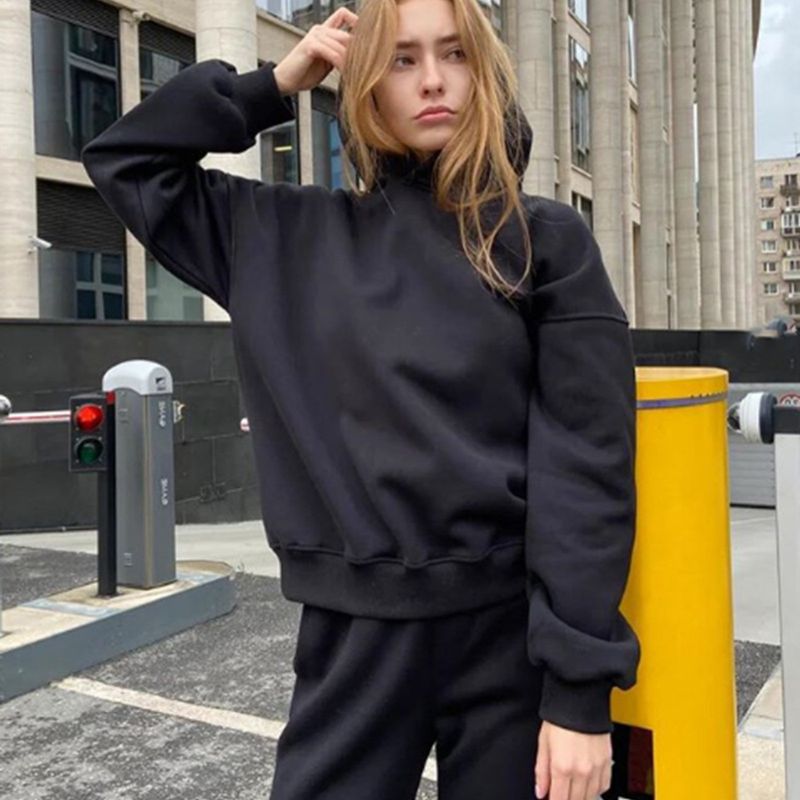 Completo da donna con felpa e pantaloni jogger foderati in pile – Due pezzi casual invernali (maglione a maniche lunghe + pantaloni affusolati, streetwear, poliestere, S-XL, 6 colori)_voghion.com