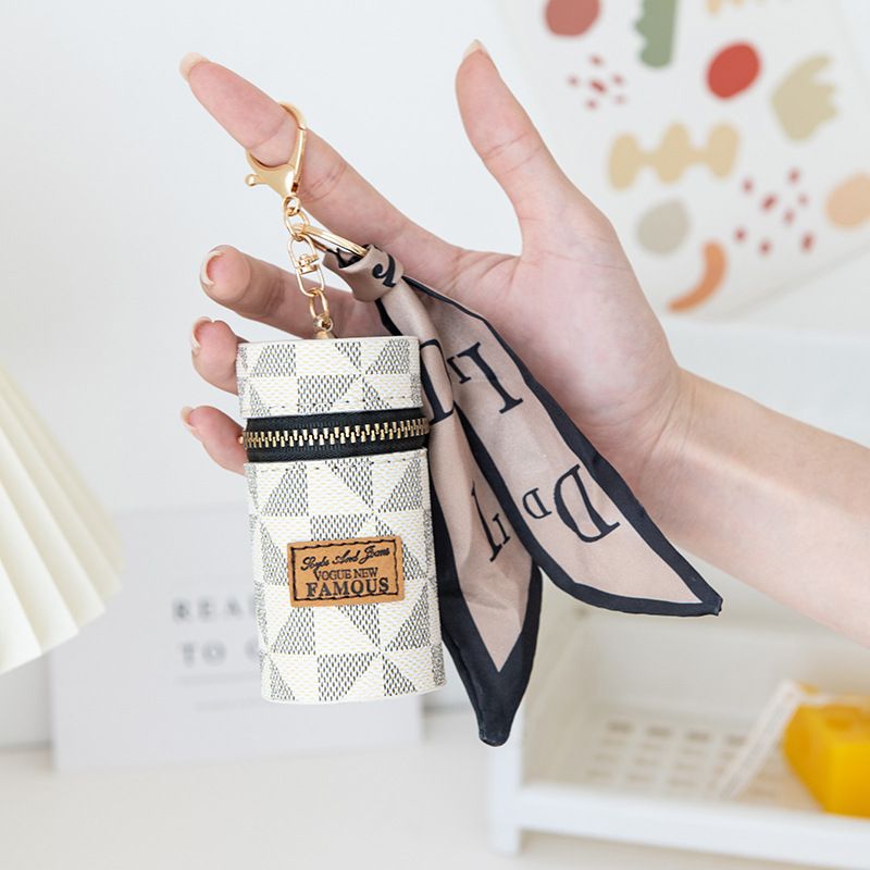 2024 New Cute Bucket Style Fashionable and Simple Mouth Red Envelope Female Compact Handheld Key Pendant Silk Scarf_voghion.com