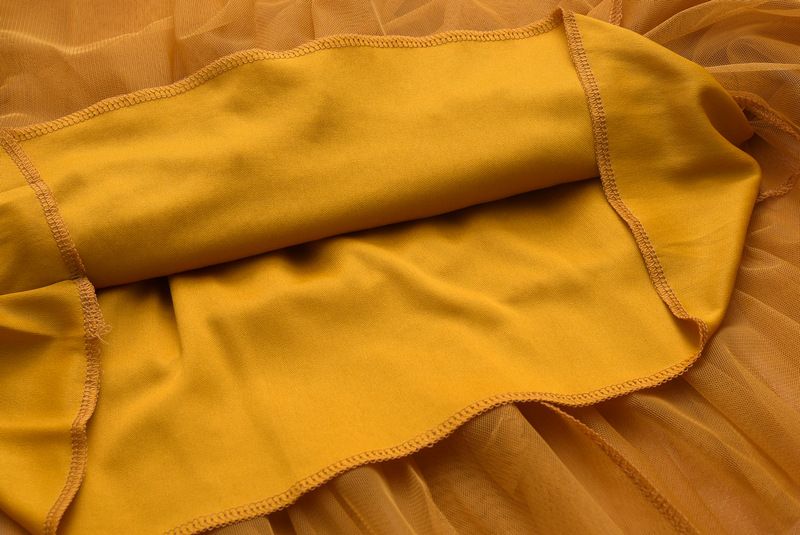 new autumn style temperament high waist slimming super fairy flower bud irregular mesh skirt female 8063_voghion.com