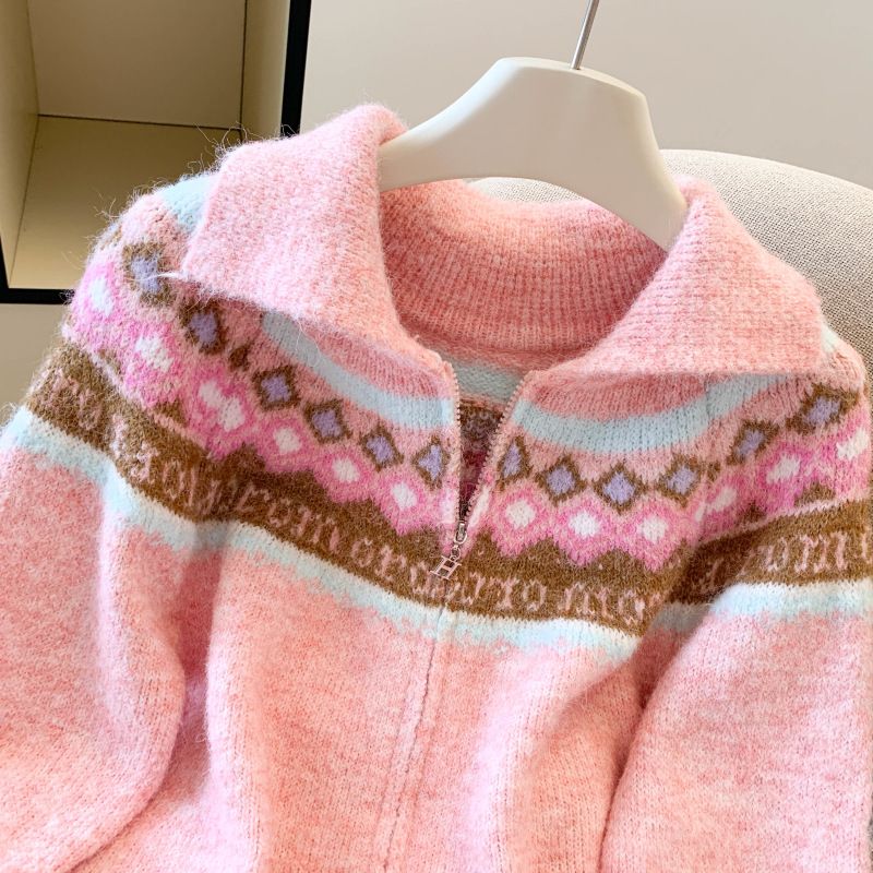 Cardigan in maglia Fair Isle – Carré ricamato a mano di ispirazione nordica e colletto in pelliccia sintetica (taglia unica, capo essenziale per l'inverno, con cerniera frontale)_voghion.com