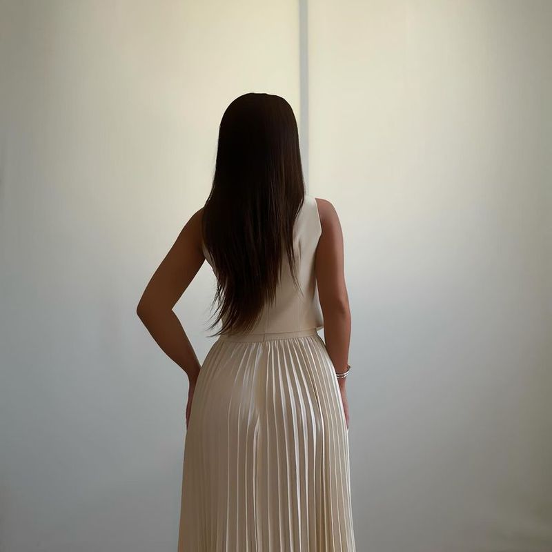 Damenbekleidung, neue Anzüge für Damen, Sommer, ärmellose Weste, halblanger, plissierter langer Rock, zweiteiliger Anzug_voghion.com
