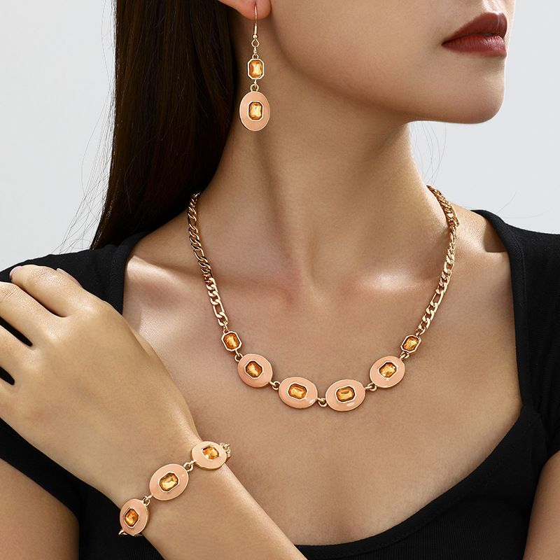 Ensemble de bijoux tendance en métal polygonal texturé pour femme, boucles d'oreilles, collier et bracelet_voghion.com