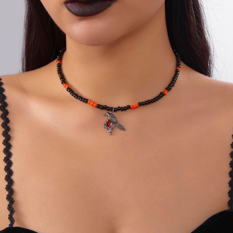 Collana di perline di miglio all'ingrosso, accessori di Halloween in stile gotico scuro europeo e americano, collana con clavicola, zucca, gatto e ragno per le donne_voghion.com