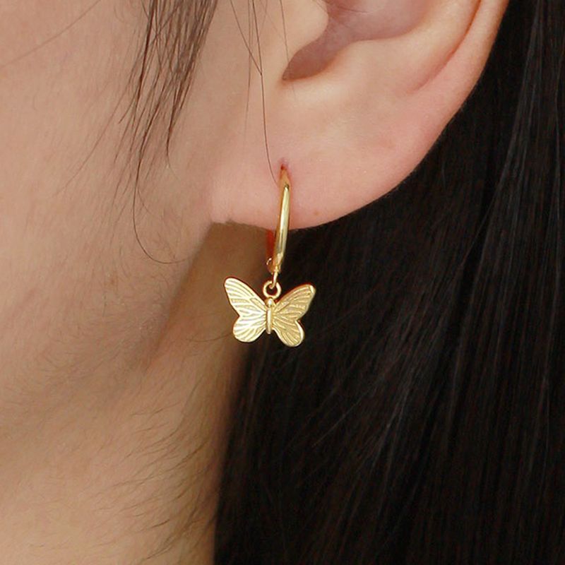Orecchini pendenti a forma di farfalla in argento sterling placcato oro K_voghion.com