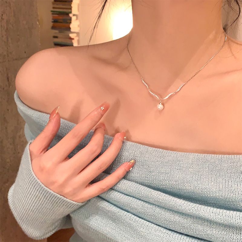 Cold Wind Zircon Pearl Necklace Women's Fashion Temperament Simple Clavicle Chain Light Luxury Versatile Accessories_voghion.com