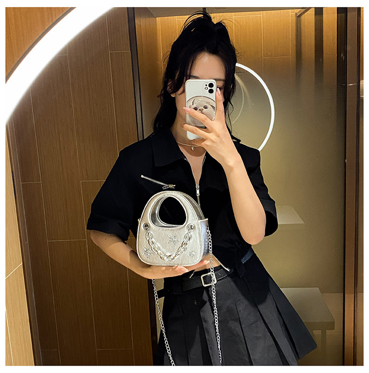 Trendy Hot Girl Light Luxury Small Bag 2023 New Star Chain Borsa a semicerchio Borsa a tracolla di fascia alta all-match di nicchia_voghion.com