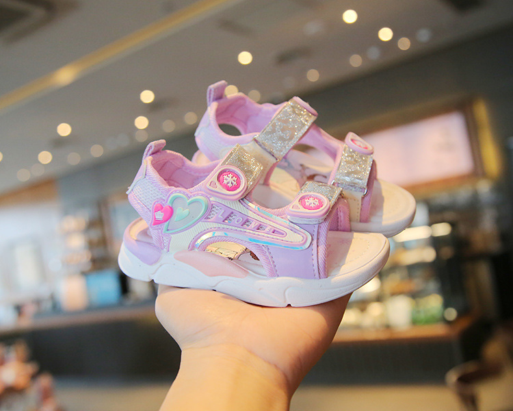 Sandali principessa 2023 Estate nuove bambine da spiaggia scuola media suola morbida bambino cartone animato netto scarpe rosse_voghion.com