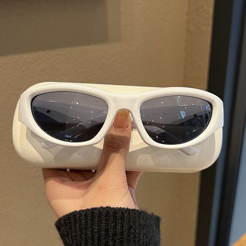 Polarized Wrap Around Sport Sunglasses For Men Women_voghion.com