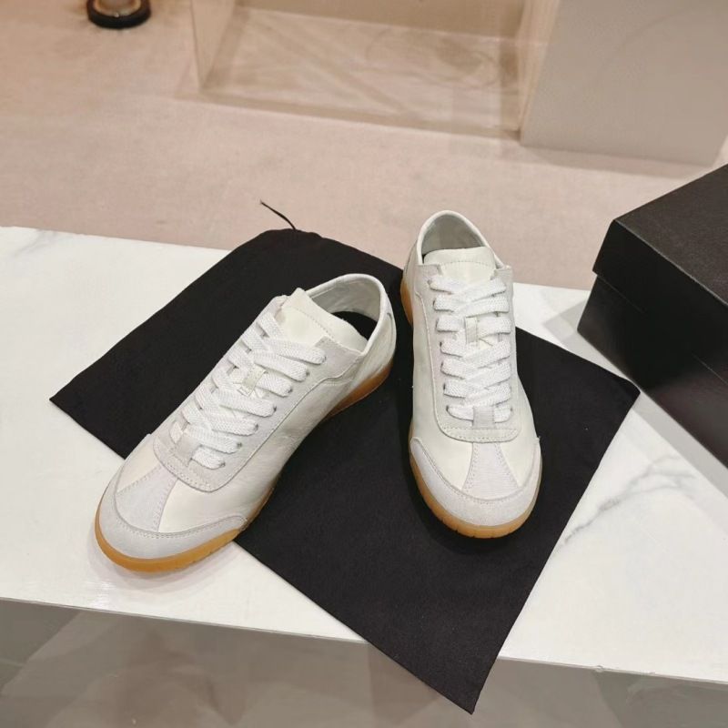 Hochwertiger neuer Artikel für Herbst und Winter 2024, kleines, duftendes Schnürschuh-Training mit flacher Unterseite und Farbblockierung aus echtem Leder_voghion.com