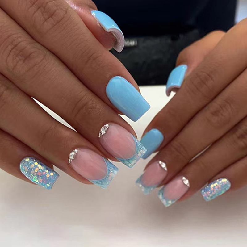 Unghie finte corte a testa quadrata da 24 pezzi, unghie finte glitterate con manicure con strass, balletto indossabile, copertura completa_voghion.com