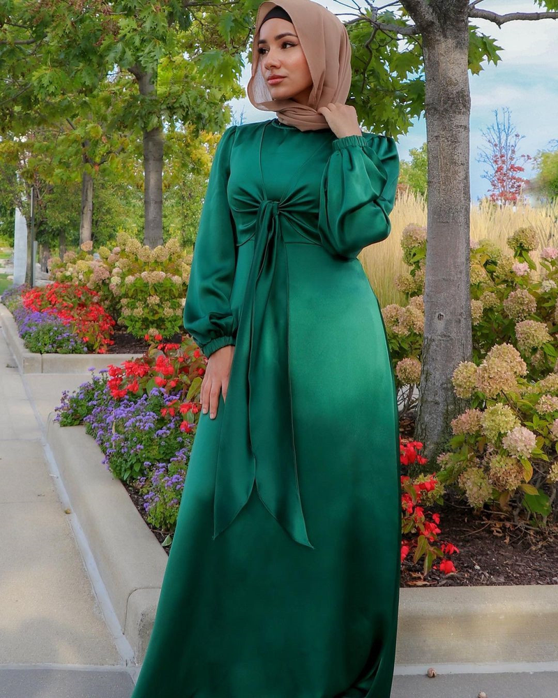 Ženska oblačila Obleke Bližnji vzhod Dubaj Muslimanske ženske halje z elegantnimi dolgimi krili_voghion.com
