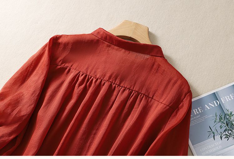 Camicetta vintage da donna in lino e cotone con maniche a sette quarti, con fiori ricamati_voghion.com