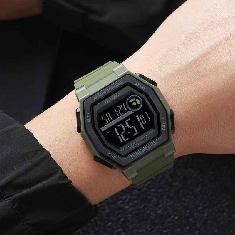 Reloj electrónico deportivo cuadrado Momentum para hombre, multifunción, resistente al agua, para estudiantes y negocios._voghion.com