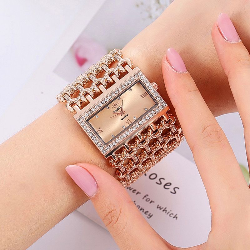 Yamaler Glitter Women Hollow banda larga numeri romani strass quadrante quadrato orologio al quarzo_voghion.com