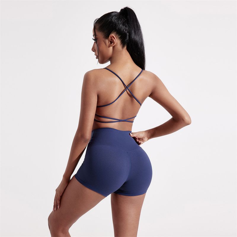 Summer Solid Color Yoga Set Two-Piece Sexy Back Cross Sports Bra + Barely There Tight-Fitting Three-Quarter Shorts_voghion.com