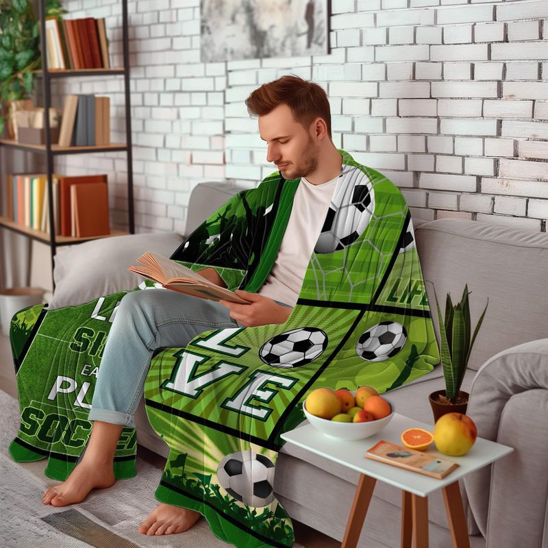 Green Football Blanket Soft And Comfortable Flannel Warm Home Essential Printed Blanket Men And Women Gift_voghion.com