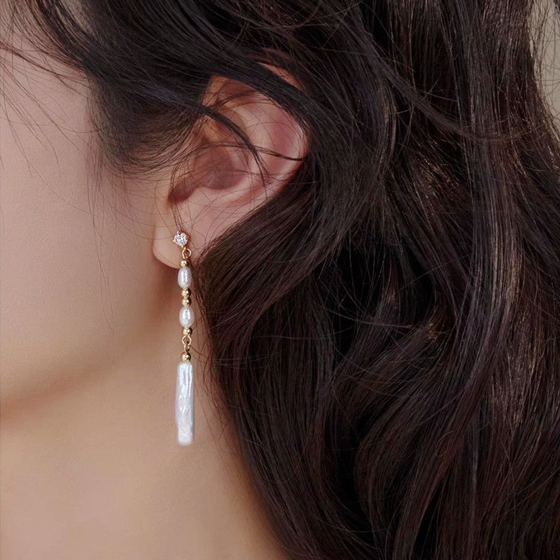Orecchini lunghi in argento puro con design di nicchia elegante e di alta qualità, perle barocche_voghion.com