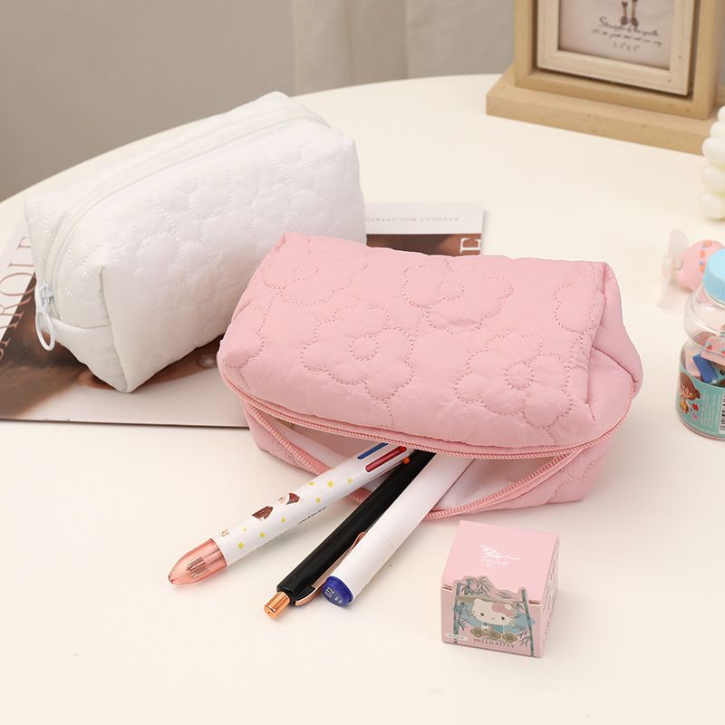 ins estilo bolsa de cosméticos de alta aparência feminina grande capacidade portátil nova bolsa de armazenamento de cosméticos de viagem requintada bolsa de lavagem_voghion.com