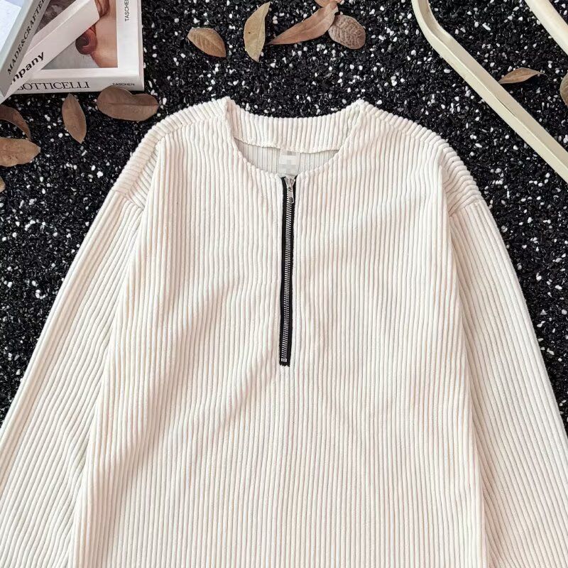 Rugged Half-Zip Corduroy Henley Shirt – Men's Textured Long Sleeve Tee (M-3XL, Breathable, Workwear-Inspired Layering Essential)_voghion.com