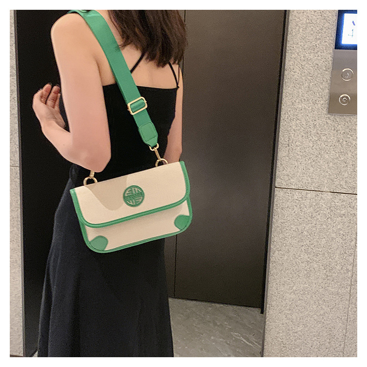 Einfache Canvas-Tasche Damen 2023 grenzüberschreitende neue trendige Mode kleine quadratische Tasche Nische hochwertige strukturierte Schulter-Umhängetasche_voghion.com