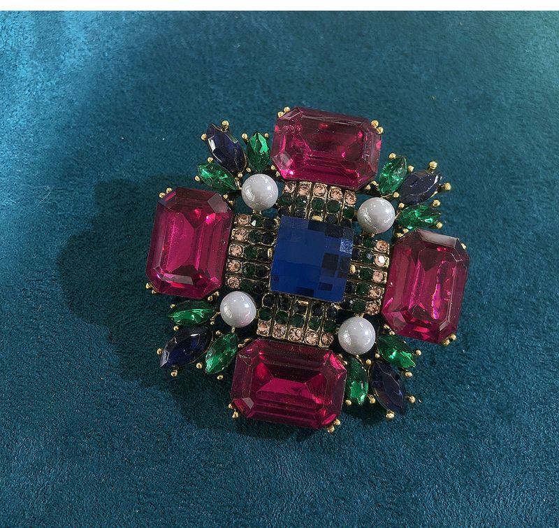 Classic Square Geometric Rhinestone Brooch Fashion Women's Coat Pin Accessory Corsage_voghion.com