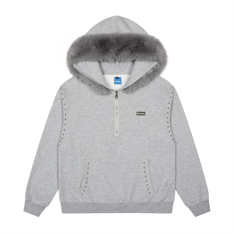 Felpa con cappuccio e collo in pelliccia per uomo, stile autunnale e invernale, decorazione con rivetti in metallo, design unico, mezza zip ampia_voghion.com