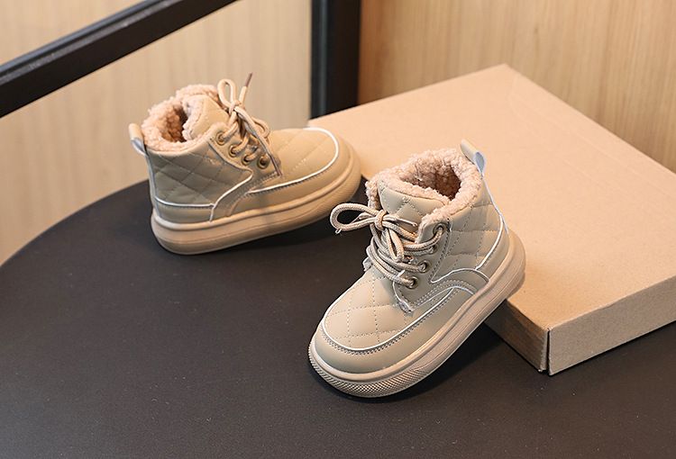Botas de nieve de invierno nuevas para niños, además de zapatos cálidos de algodón y terciopelo, botas cortas, zapatos de bebé para niños y niñas, zapatos de pan al por mayor_voghion.com
