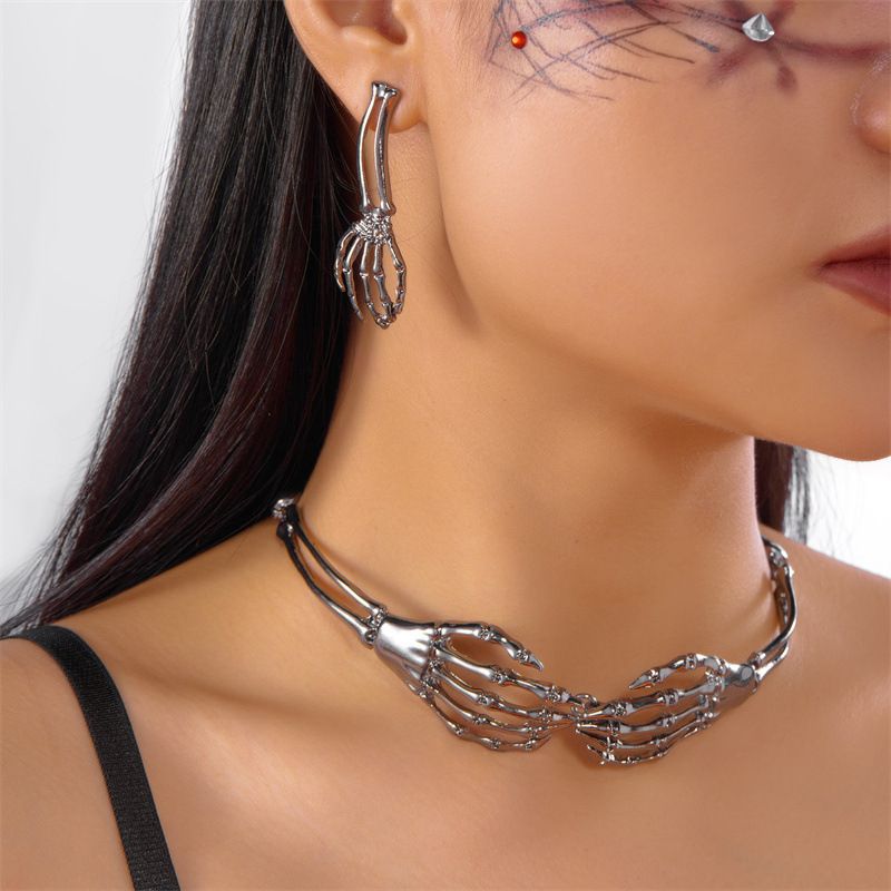 Pendientes de Halloween con diseño de mano fantasma retro oscuro, conjunto de pendientes, accesorios punk exagerados para fiestas navideñas para mujer._voghion.com