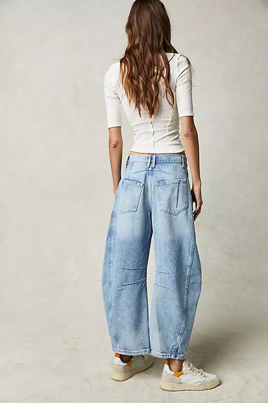 Damenbekleidung Frühling Lässige Lockere Jeans mit mittlerer Taille und Röhrenform für Damen_voghion.com