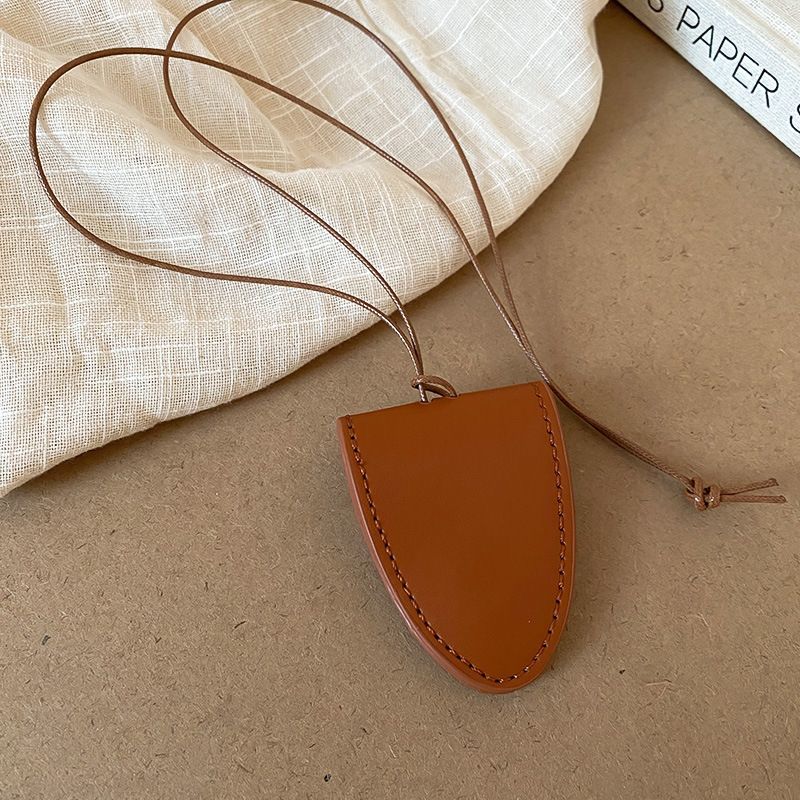 Design Sense Konkav geformte Schlüsselanhänger Anhänger Halskette lange tragbare Lagerung Schlüsselbein koreanische trendige Pullover Kette für_voghion.com