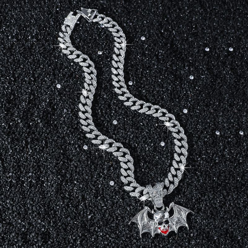 European And American New Personalized Men's Hip-hop Style Halloween Funny Bat Skull Pendant Necklace_voghion.com