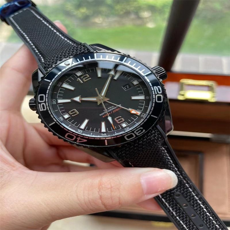 VS Haima 600 Quarter Orange Orologio da uomo completamente automatico meccanico sportivo di precisione con cinturino in acciaio in ceramica_voghion.com