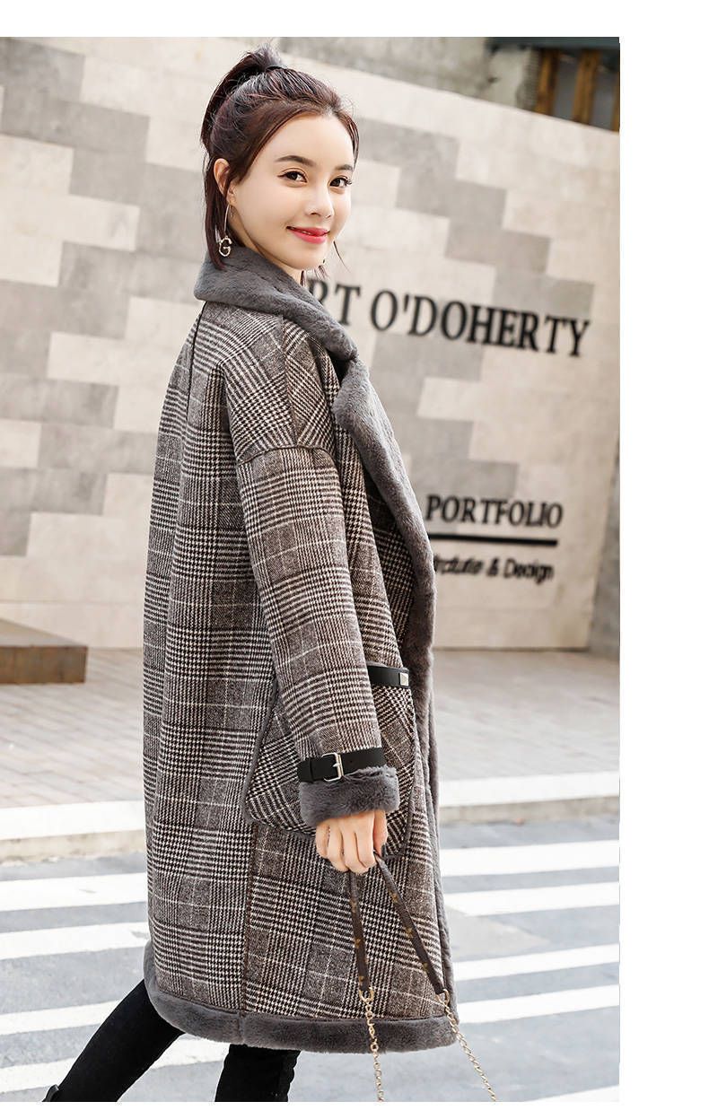 Plaid Wool Coat With Faux Shearling Collar – Oversized Winter Trench Coat For Petite Women, Warm & Stylish Long Coat With Pockets_voghion.com