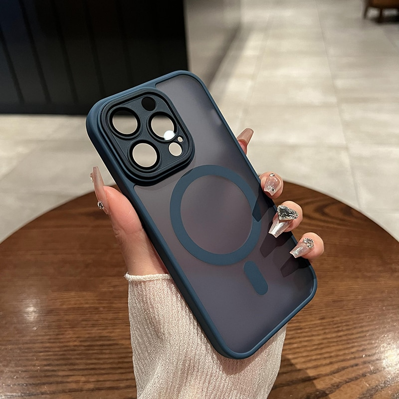 Etui z matową, przezroczystą, bezprzewodową ładowarką w kolorze szarym tytanowym do iPhone'a 15 14 13 11 12 Pro Max Shockpoor Cover_voghion.com