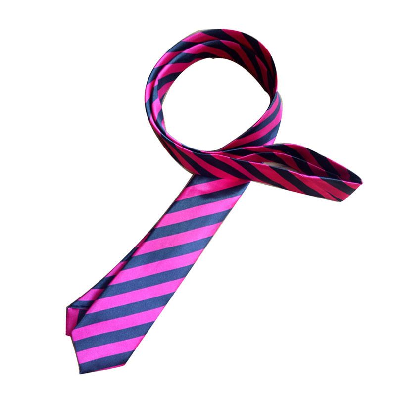 Cravatta lunga casual da lavoro con stampa a righe in stile britannico, vendita diretta in fabbrica, disponibile in vari colori._voghion.com