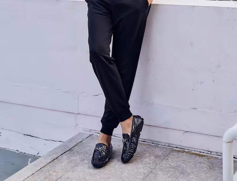 Ins Bomb Street Fashion Crocodile Bean Schuhe Herren Echtes Leder Society 2023 Neue Winter_voghion.com
