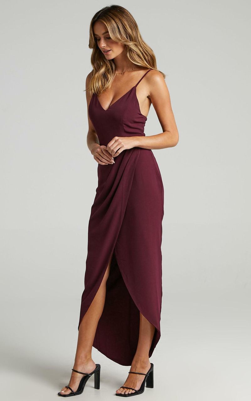 Abito elegante asimmetrico con volant e vita alta con scollo a V da donna - Abito midi aderente in maglia senza maniche per donna, dall'ufficio alla festa, disponibile_voghion.com