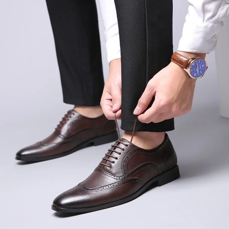 Cost performance Classic Oxfords Leather Formal Pointed Toe Business Office Dress Man Brogue Flats Wedding Party Shoes_voghion.com