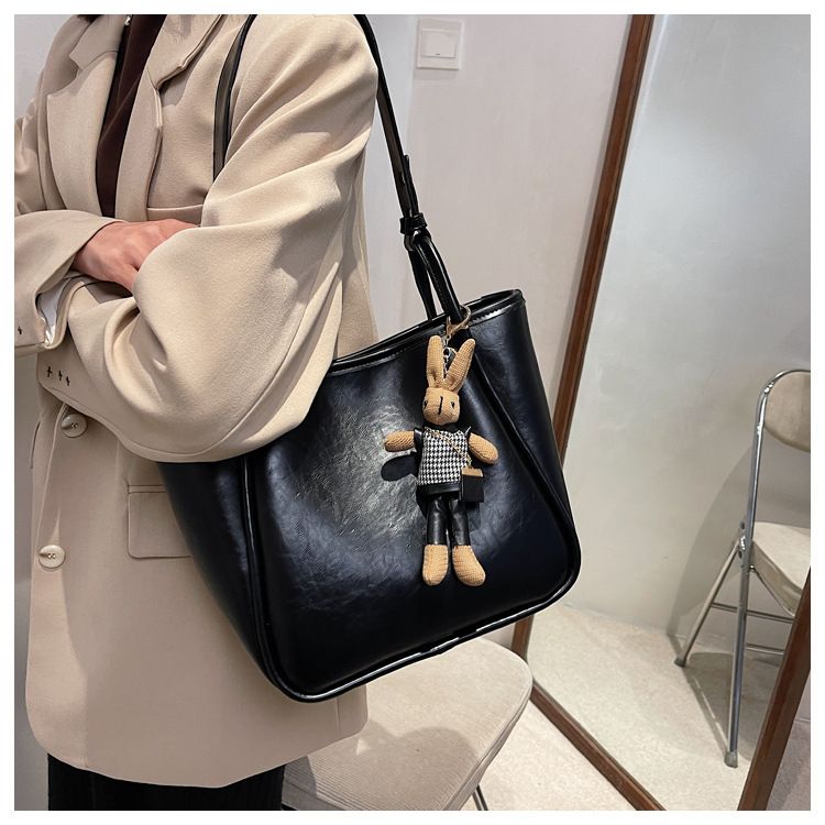 Bag Women's 2023 New High-end Sense Large Capacity Commuter Tote Bag Simple All-match One-shoulder Underarm Bag Women's Bag_voghion.com