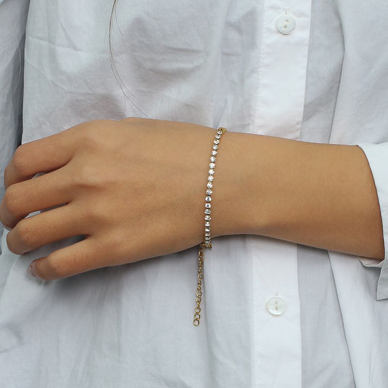 ins mode temperament lätt lyx mångsidig nyckelbenskedja skarvning tunn kubansk kedja zirkon armband halsband_voghion.com