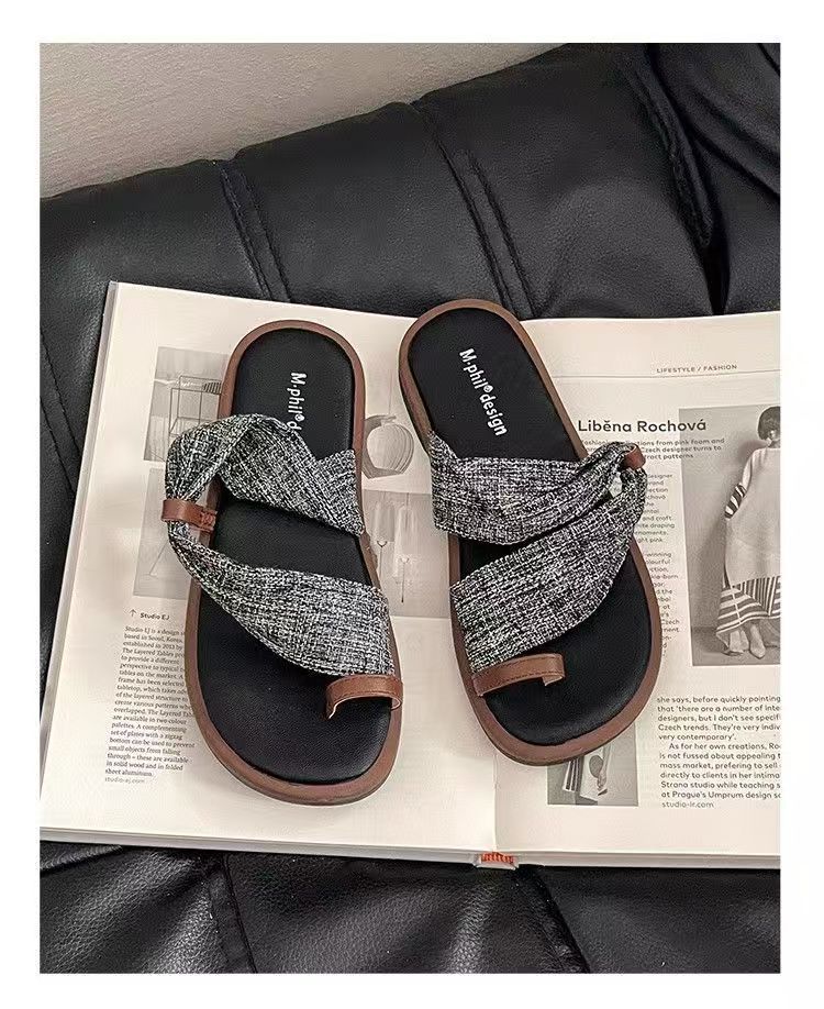 French Open Toe Elegant Women's Slippers, 2025 Summer New Design, Wearing With Skirts, Flat Vacation Roman Shoes Fashionable Hundred_voghion.com