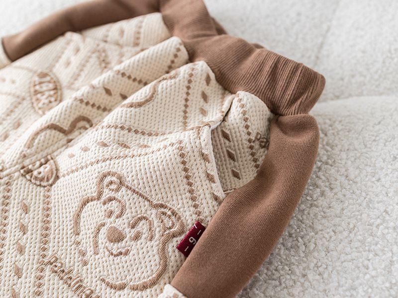 Completo autunnale per bambini - Completo due pezzi con felpa con cappuccio e pantaloncini con stampa di un simpatico orso, abbigliamento casual in morbido cotone per bambini piccoli (80-120 cm)_voghion.com