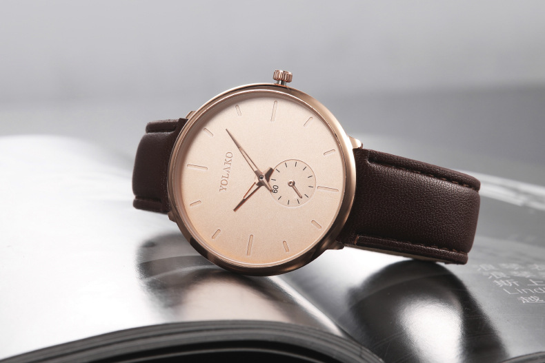 modni muški sat s jednim okom muški sat muški sat muški sat s remenom kvarcni sat_voghion.com