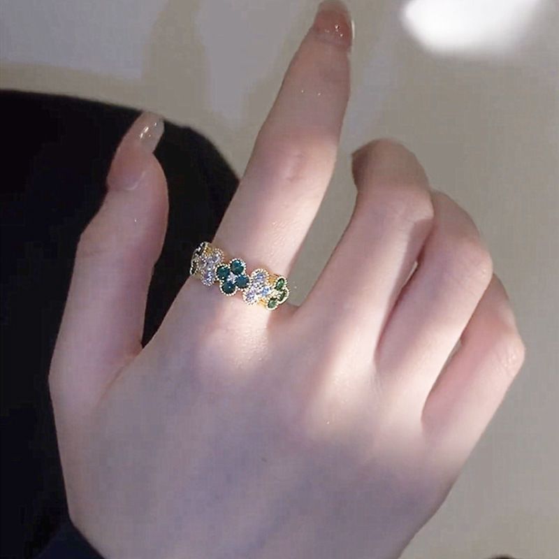 Olivgrüner Zirkonring im französischen Hofstil – Elegantes, luxuriöses, offenes Design für Damen_voghion.com