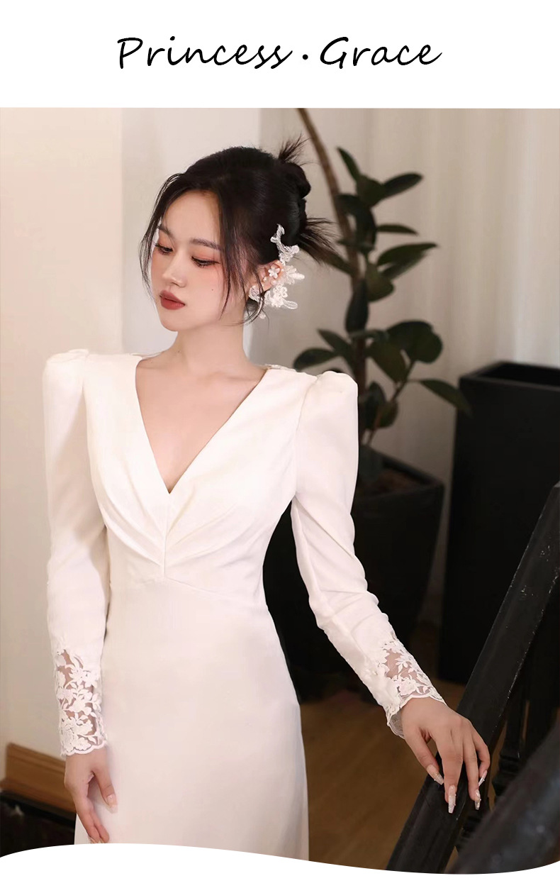 Langärmliges, leichtes Brautkleid mit Fischschwanz, V-Ausschnitt, Satin, Weiß, einfaches Brautschleier, Spitze, rückenfreies Schwanzkleid_voghion.com